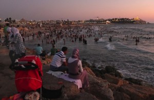 بحر يافا- تصوير: رويترز